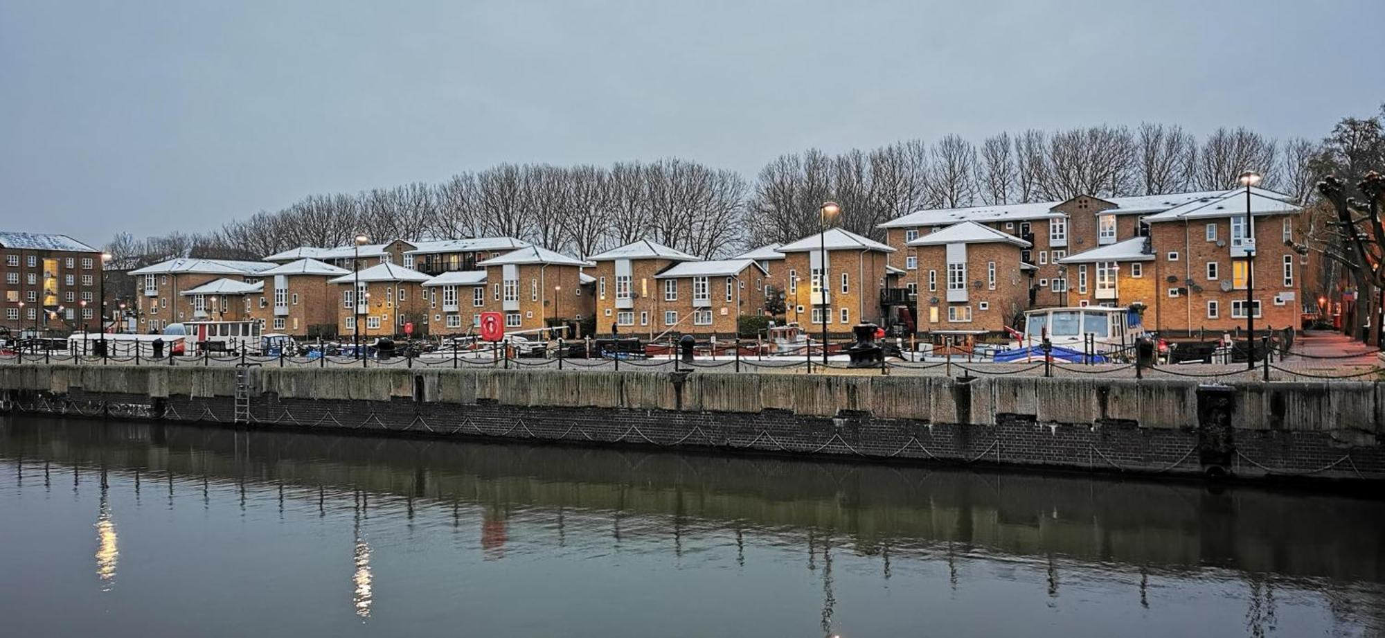 Riverside 1Br With Easy Transport 20Min To City Centre 런던 외부 사진
