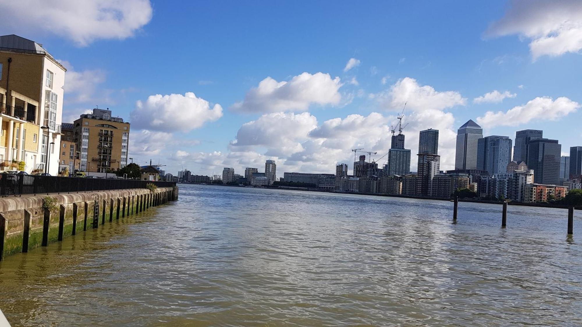 Riverside 1Br With Easy Transport 20Min To City Centre 런던 외부 사진