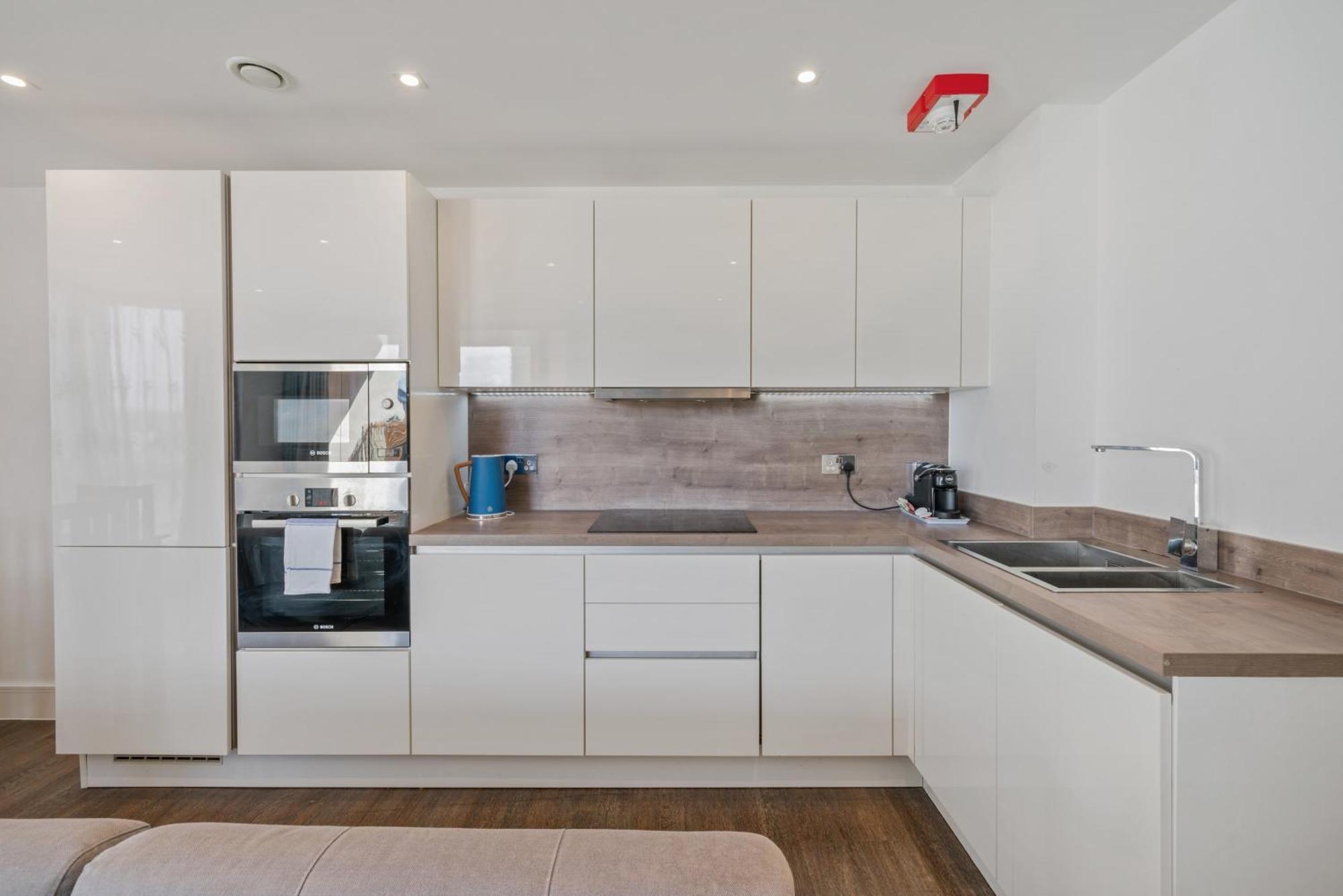 Riverside 1Br With Easy Transport 20Min To City Centre 런던 외부 사진
