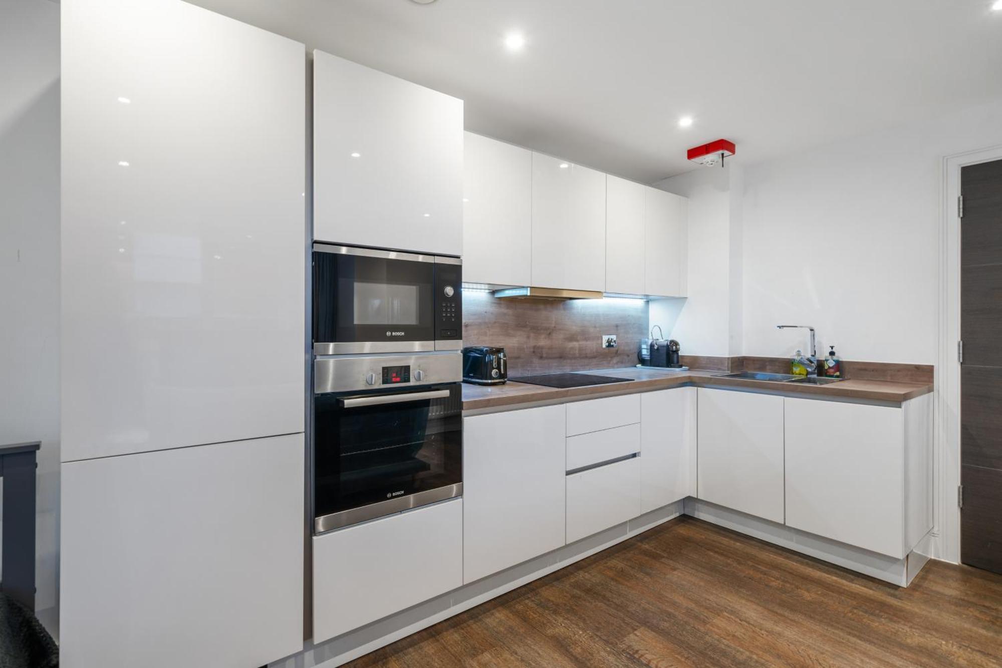 Riverside 1Br With Easy Transport 20Min To City Centre 런던 외부 사진