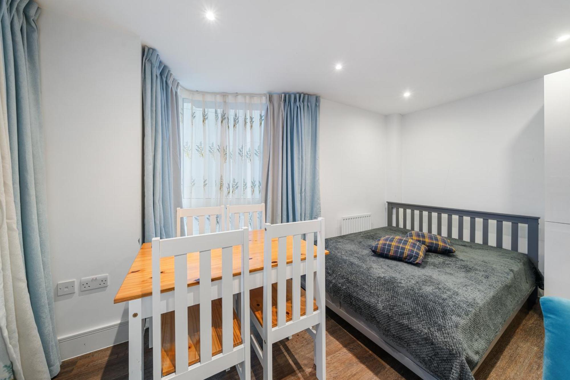 Riverside 1Br With Easy Transport 20Min To City Centre 런던 외부 사진